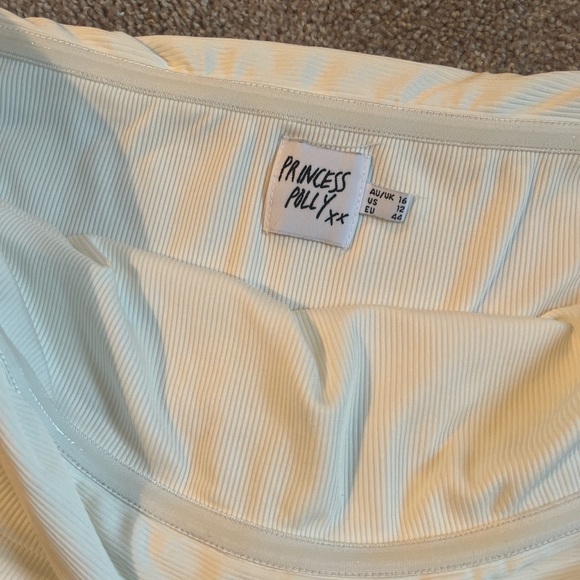 Princess Polly white tube top, crop top - Picture 3 of 3